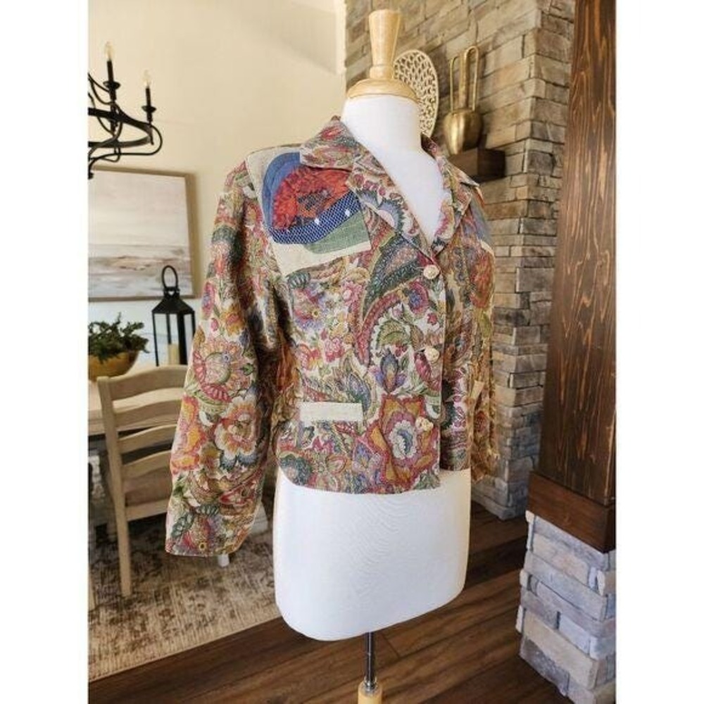 Canvasbacks Linen Patchwork Artsy Floral‎ Cropped Blazer